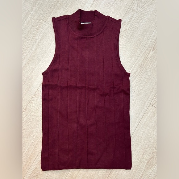 EVEREVE Mollie Turtleneck Tank - Picture 4 of 10